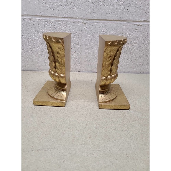 Pair of Vintage Gold Polyresin Bookends by CBK Ltd 1995 - Picture 2 of 7
